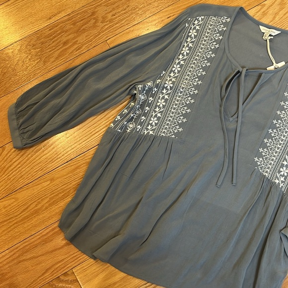 Lucky Brand embroidered boho top - Picture 3 of 8